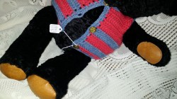 black wavy bear vvest a